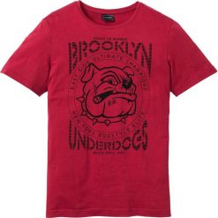 T-shirt Slim Fit bonprix ciemnoczerwony z nadrukiem. Czerwone t-shirty męskie bonprix, s, z nadrukiem, bez kołnierzyka. Za 24,99 zł.