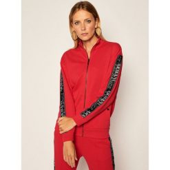 Bluza Armani Exchange 6HYM84 YJ2RZ 1469. Czerwone bluzy damskie Armani Exchange, s, bez wzorów, bez rękawów, bez kaptura. Za 639,00 zł.