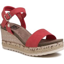 Espadryle XTI - 34242 Rojo. Czerwone espadryle damskie Xti, bez wzorów, ze skóry ekologicznej, bez obcasa, na obcasie. Za 209,00 zł.