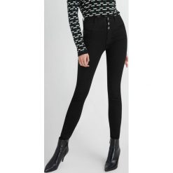 Spodnie z wysokim stanem: Jeansy skinny z wysokim stanem