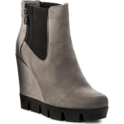 Botki CARINII - B2939 J51-000-POL-A44. Szare botki damskie skórzane Carinii. W wyprzedaży za 209,00 zł.