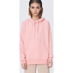 Bluza basic z kieszenią - Różowy. Różowe bluzy damskie Sinsay, s, bez wzorów, bez rękawów, bez kaptura. Za 49,99 zł.