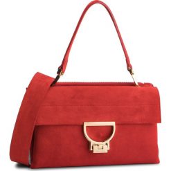 Torebka COCCINELLE - DD6 Arlettis Suede E1 DD6 12 01 01 Coquelicot R09. Czerwone torebki klasyczne damskie marki Coccinelle, bez wzorów, ze skóry, klasyczne, bez dodatków. Za 1649,90 zł.