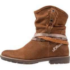 S.Oliver RED LABEL Botki kowbojki i motocyklowe cognac. Brązowe buty zimowe damskie s.Oliver RED LABEL, z materiału. W wyprzedaży za 139,50 zł.