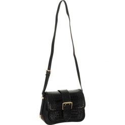 Torebka w kolorze czarnym - (S)28 x (W)19 x (G)11 cm. Czarne torebki klasyczne damskie marki Guess, w paski, z poliesteru, na ramię, bez dodatków. W wyprzedaży za 359,95 zł.