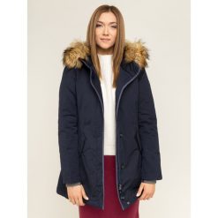 Kurtka puchowa Marc O'Polo 909 0159 71139. Czarne kurtki damskie Marc O'Polo, bez wzorów, z bawełny, bez kaptura. W wyprzedaży za 629,00 zł.