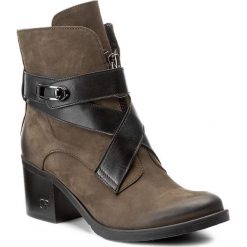 Botki CARINII - B4053 I43-E50-000-861. Zielone buty zimowe damskie Carinii, z materiału, na obcasie. Za 439,00 zł.