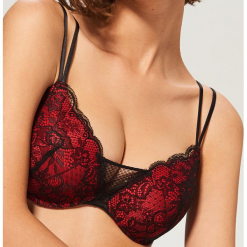 Biustonosz super push up - Czerwony. Czerwone biustonosze bardotka Reserved. Za 59,99 zł.