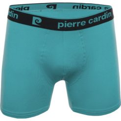 Bokserki męskie PIERRE CARDIN zielone. Zielone bokserki męskie Pierre Cardin, bez wzorów, z bawełny. Za 34,99 zł.