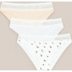 Majtki figi 3 pack - Kremowy. Białe majtki damskie Reserved, s. Za 49,99 zł.