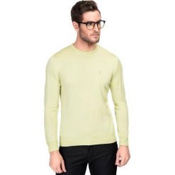 Sweter PIETRO SWZGGxx-0011SP. Zielone swetry męskie Giacomo Conti, na lato, m, bez wzorów, z wiskozy, bez kołnierzyka, bez kaptura. Za 199,00 zł.