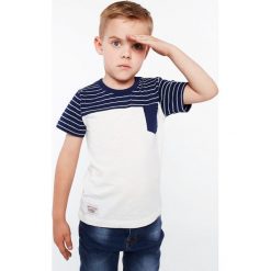 T-shirt chłopięcy granatowo-kremowy NDZ4492. Niebieskie t-shirty chłopięce Fasardi, bez wzorów, bez rękawów. Za 39,00 zł.