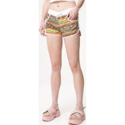 Pomarańczowe Szorty Faunal. Pomarańczowe szorty damskie Born2be, s, bez wzorów. Za 29,99 zł.