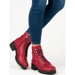 Rockowe workery z ociepleniem BRYNLEE. Czerwone botki damskie marki FILIPPO. Za 149,00 zł.