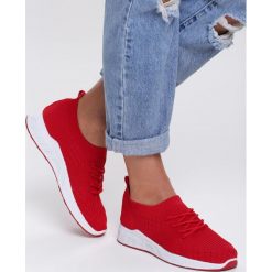 Czerwone Buty Sportowe Smiler. Buty sportowe damskie Inny. Za 64,99 zł.