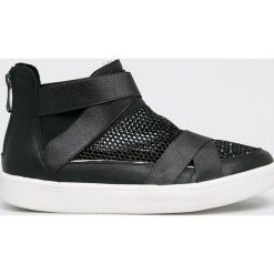 Marco Tozzi - Buty. Czarne buty sportowe damskie Marco Tozzi, bez wzorów, z materiału, sportowe. W wyprzedaży za 139,90 zł.