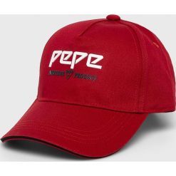 Pepe Jeans - Czapka. Czerwone czapki damskie Pepe Jeans, bez wzorów, z bawełny. W wyprzedaży za 59,90 zł.