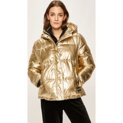 Calvin Klein Jeans - Kurtka. Żółte kurtki damskie Calvin Klein Jeans, s, bez wzorów, z poliesteru, krótkie. Za 1049,00 zł.