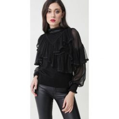 Czarna Bluzka Loredana. Czarne bluzki damskie Born2be, s, bez wzorów, z tkaniny, klasyczne, ze stójką, z długim rękawem. Za 129,99 zł.