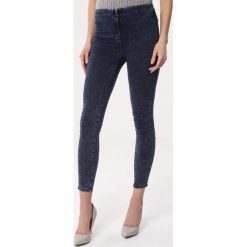 Granatowe Jeansy Possibilities. Szare jeansy damskie Born2be, s, bez wzorów, z jeansu, z podwyższonym stanem. Za 59,99 zł.