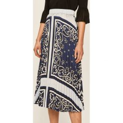 Scotch & Soda - Spódnica. Czerwone spódniczki damskie Scotch & Soda, na co dzień, s, bez wzorów, z poliesteru, casualowe, midi, rozkloszowane. Za 469,90 zł.