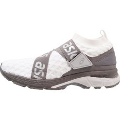 ASICS GELKAYANO 25 OBI Obuwie do biegania Stabilność white/carbon. Białe buty do biegania męskie Asics, z gumy. Za 839,00 zł.