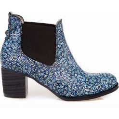 Sztyblety na obcasie - skóra naturalna - model 455 - motyw etniczny. Pomarańczowe botki damskie Zapato, na zimę, ze skóry, klasyczne, na wysokim obcasie, na obcasie, bez zapięcia. W wyprzedaży za 319,20 zł.