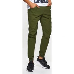 Joggery mÄ™skie: GÅ‚adkie joggery – Zielony