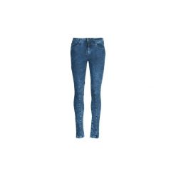 Jeansy slim fit Naf Naf GOJO. Niebieskie jeansy damskie NAF NAF, bez wzorów, z jeansu. W wyprzedaży za 191,40 zł.