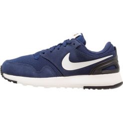 Nike Sportswear VIBENNA (GS) Tenisówki i Trampki binary blue/sail/black/safety orange. Niebieskie trampki męskie Nike Sportswear, ze skóry. W wyprzedaży za 174,30 zł.