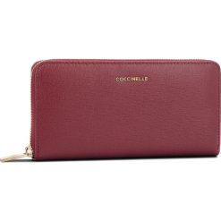 Duży Portfel Damski COCCINELLE - CW1 Metallic Saffiano E2 CW1 11 04 01 Grape R04. Czerwone portfele damskie Coccinelle, ze skóry. W wyprzedaży za 419,00 zł.