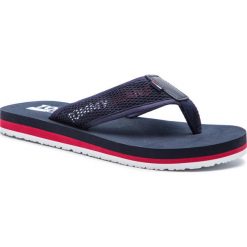 Japonki TOMMY JEANS - Tech Mesh Sandal EM0EM00300 Rwb 020. Niebieskie klapki męskie Tommy Jeans, z jeansu, bez zapięcia. W wyprzedaży za 119,00 zł.