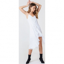 NA-KD Boho Sukienka midi z marszczeniem z przodu - White. Białe sukienki boho NA-KD Boho, z tkaniny, z falbankami, midi. W wyprzedaży za 40,19 zł.