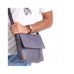 Skórzana miejska torba męska na ramię listonoszka. Żółte torby męskie skórzane ALWAYS WILD, w paski, ze skóry, eleganckie. Za 189,90 zł.