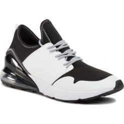 Sneakersy Trussardi Jeans 77A00238. Czarne sneakersy męskie Trussardi Jeans, bez zapięcia. W wyprzedaży za 419,00 zł.