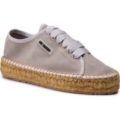 Espadryle LOVE MOSCHINO - JA10233G07JF0010 Crosta Grigio. Szare espadryle damskie Love Moschino, bez wzorów, ze skóry, bez obcasa, na płaskiej podeszwie. W wyprzedaży za 399,00 zł.
