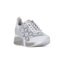 Buty Café Noir CAFE NOIR SNEAKER ALLACCIATA. Białe trampki i tenisówki damskie Café Noir, bez wzorów, bez zapięcia. Za 425,97 zł.