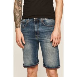 Tommy Jeans - Szorty jeansowe. Niebieskie spodenki i szorty męskie Tommy Jeans, bez wzorów, z bawełny, casualowe. W wyprzedaży za 239,90 zł.