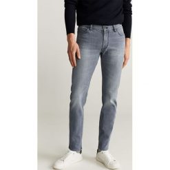 Mango Man - Jeansy Jan6. Szare jeansy męskie Mango Man, bez wzorów. Za 139,90 zł.