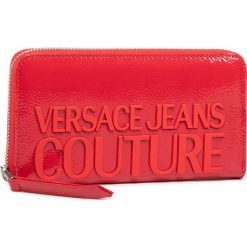 Duży Portfel Damski VERSACE JEANS COUTURE - E3VVBPM1 71412 500. Czerwone portfele damskie Versace Jeans Couture, bez wzorów, z jeansu. W wyprzedaży za 239,00 zł.