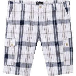 Bermudy bojówki Regular Fit bonprix biało-ciemnoniebiesko-beżowy w kratę. Białe spodenki i szorty męskie bonprix, m, bez wzorów. Za 99,99 zł.