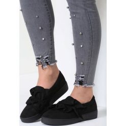 Czarne Slip On Pretty Bird. Czarne tenisówki damskie vices. Za 59,99 zł.