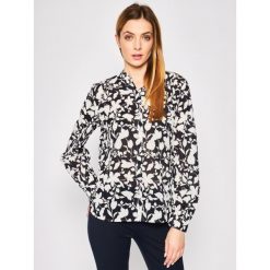 Koszula Marc O'Polo M01 1491 42163. Bluzki damskie Marc O'Polo, m, bez wzorów, z bawełny, polo, bez rękawów. W wyprzedaży za 229,00 zł.