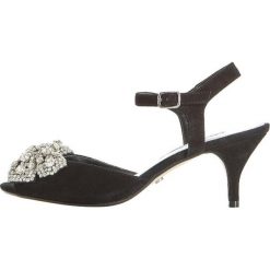 Dune London MAJESTIE Sandały black. Czarne sandały damskie marki Dune London, bez wzorów, z weluru, bez obcasa, bez zapięcia. Za 509,00 zł.