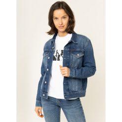 Kurtka jeansowa Calvin Klein Jeans J20J212770. Niebieskie kurtki damskie Calvin Klein Jeans, s, bez wzorów, z bawełny, bez kaptura. W wyprzedaży za 479,00 zł.