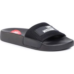 Klapki LOVE MOSCHINO - JA28012G1AIQ0000 Nero. Czarne klapki damskie Love Moschino, bez wzorów, z tworzywa sztucznego, bez obcasa. W wyprzedaży za 349,00 zł.