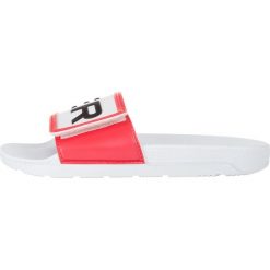 Hunter Kapcie Biały. Białe kapcie damskie Hunter, z materiału. Za 180,95 zł.