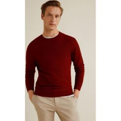 Mango Man - Sweter Julen. Brązowe bez kategorii Mango Man, s, z wiskozy, z okrągłym kołnierzem. W wyprzedaży za 69,90 zł.