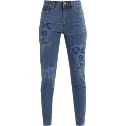 Rurki damskie: Missguided RIOT FLORAL EMBROIDERED Jeansy Slim Fit blue