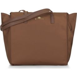 Torebka damska 88-4E-224-4. Pomarańczowe torby damskie na zakupy Wittchen, bez wzorów, eleganckie, bez dodatków. Za 275,90 zł.